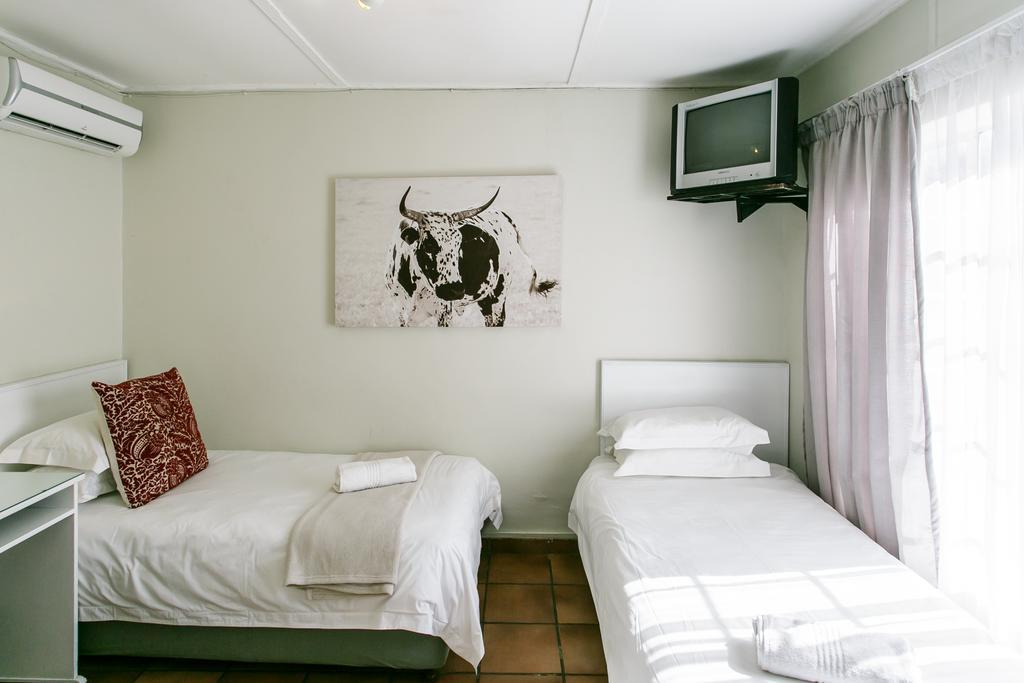 Wagon Wheel Country Lodge Beaufort West Zewnętrze zdjęcie